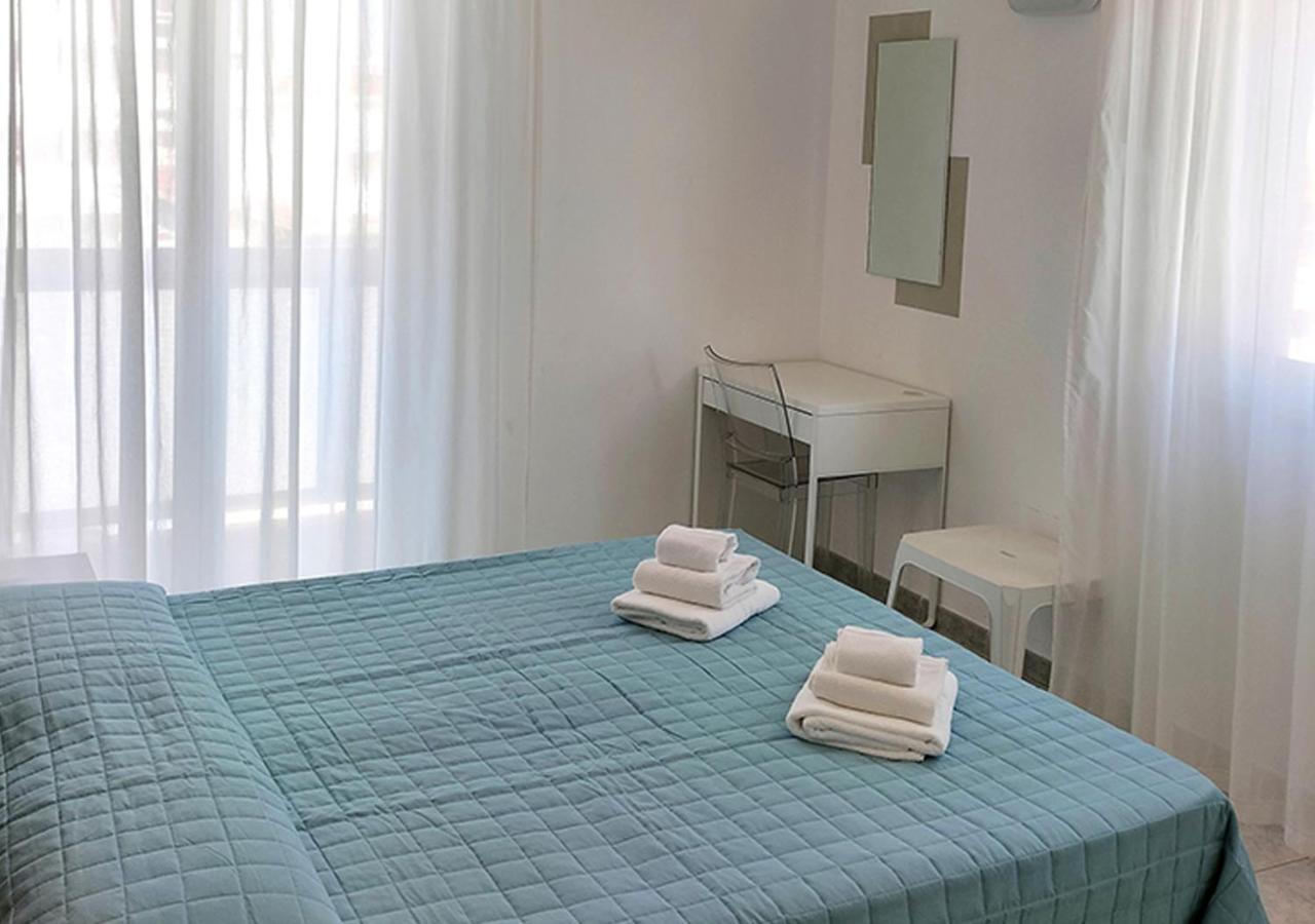 Hotel Ca Vanni Римини Экстерьер фото